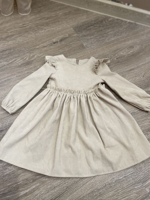 Плаття для дівчинки