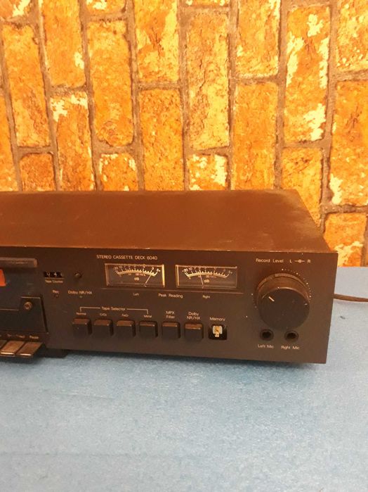 Magnetofon Nad 6040