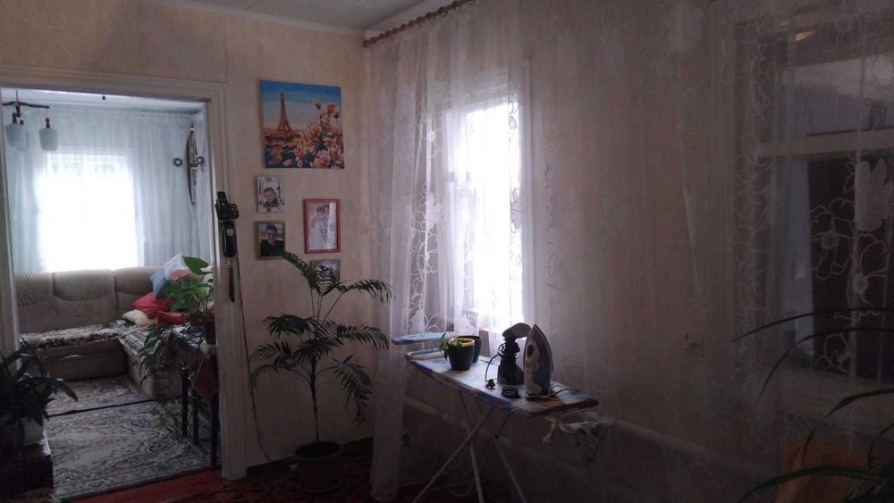 Будинок з гаражем в Дахнівці, 75 кв. м., 4 кімн., с/в, 0,10га  (п3)