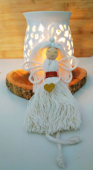 Aniołek lalka makrama