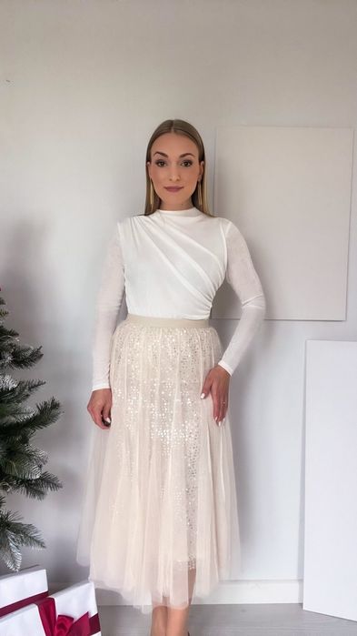 Tiulowa midi beżowa r. S/M