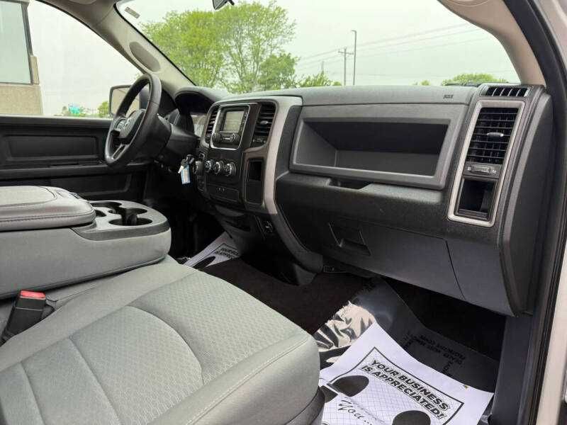 2017 RAM 1500 Express