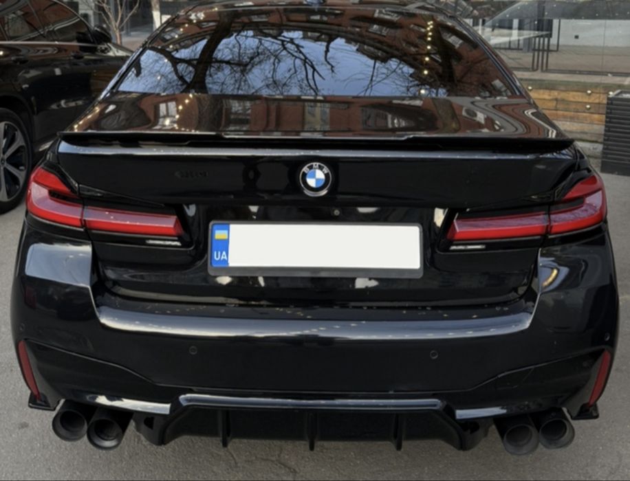 Задні стопи ліхтарі рестайл на дорестайл для BMW 5 G30(Європа нові )