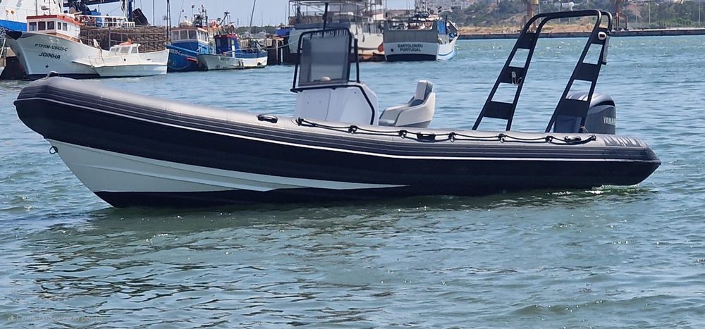 Semi rigido Vanguard 7.50