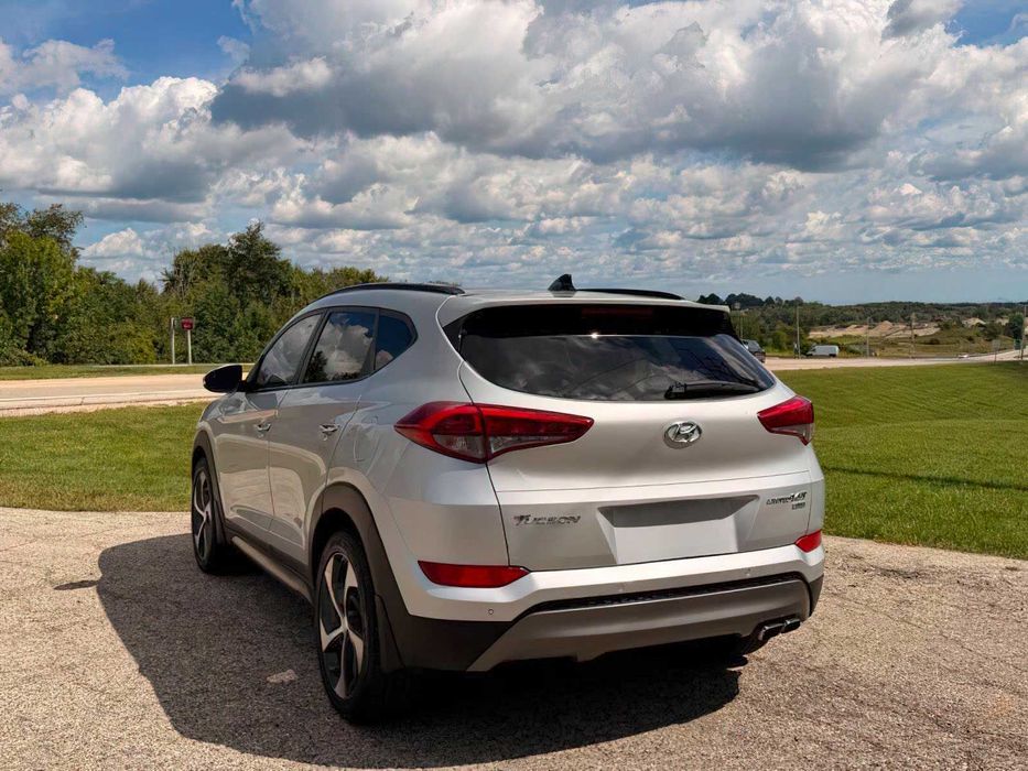 Hyundai Tucson Limited      2016