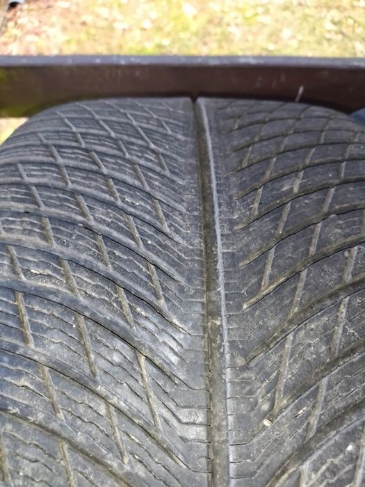 Michelin Pilot Alpin 5 SUV 295/35 r21