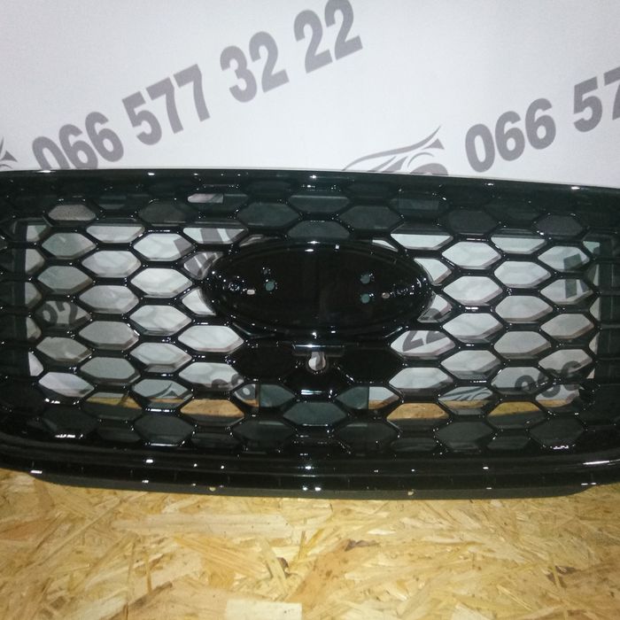 Решітка радіатора чорна ст Ford Edge ST 19-