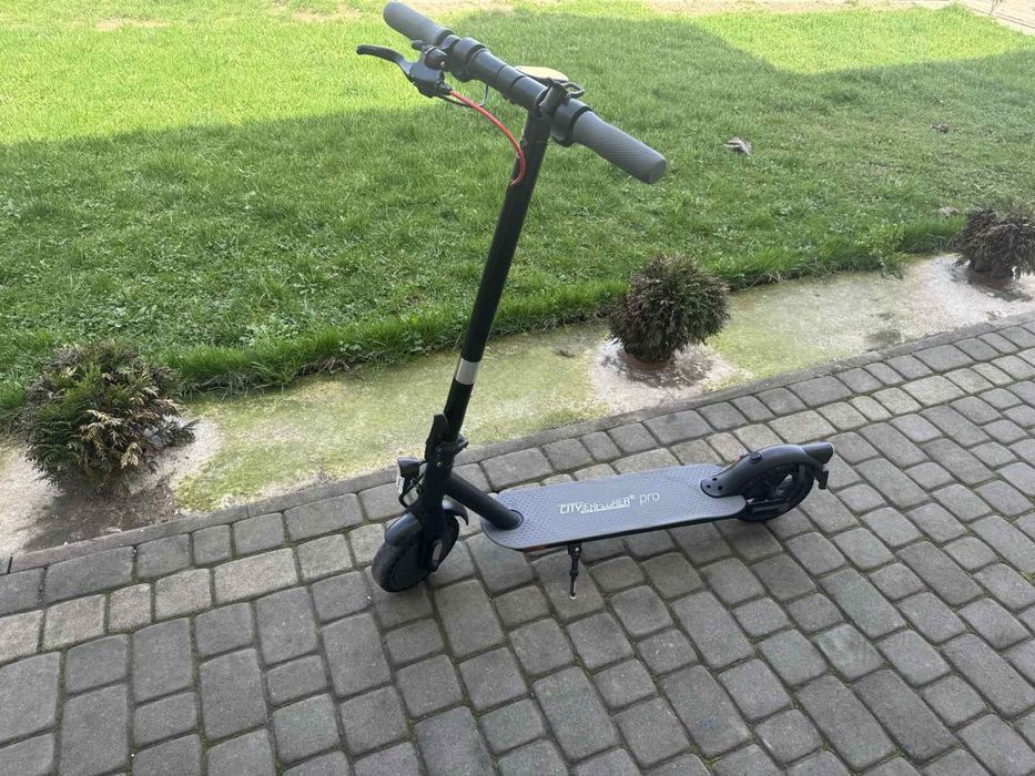 Електросамокат City Explorer pro