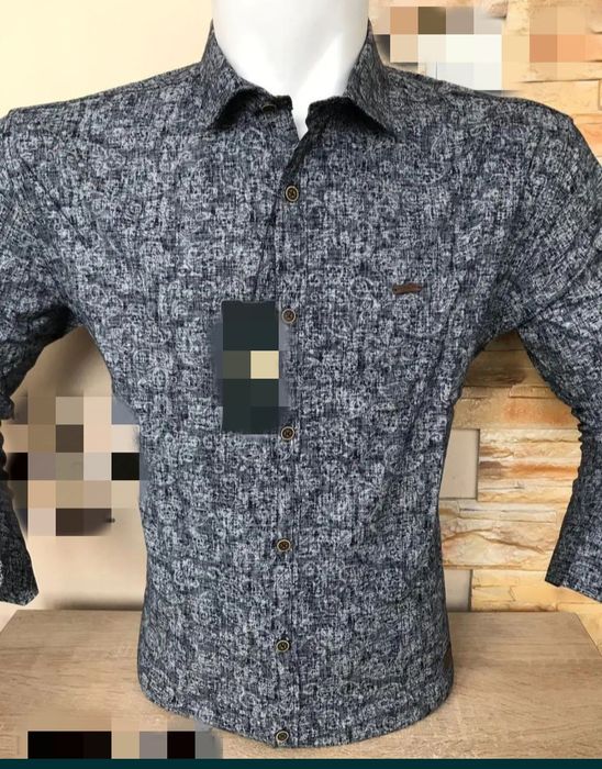 Продам чоловічу рубашку