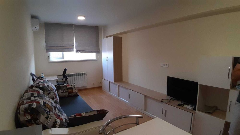 Apartment in Kyiv, Chokolivka - View 3