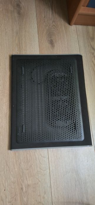 Podstawka chłodząca pod laptop