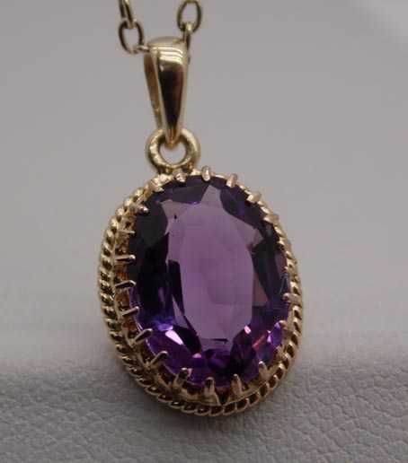 XIX/XX w zlota zawieszka naturalny ametyst.
