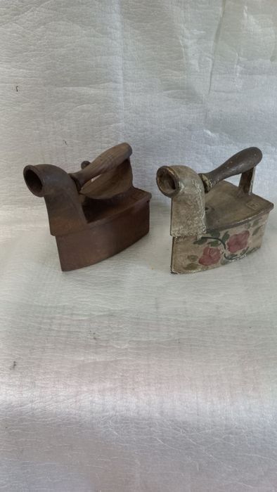 Ferros vintage lindíssimos