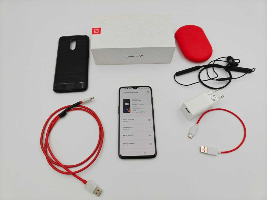 OnePlus 6T Midnight Black 8/128 + słuchawki OnePlus Bullets Wireless
