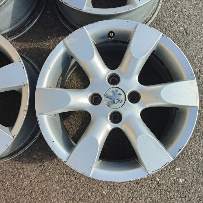4 felgi aluminiowe Alufelgi 16" 4x108 Peugeot Citroën