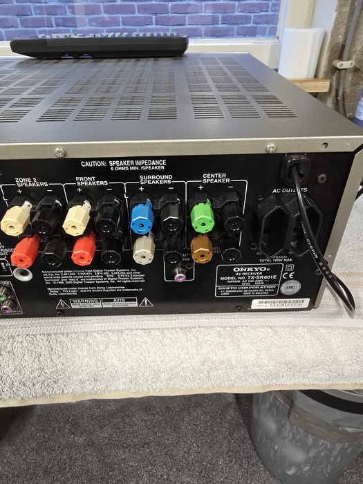 Amplituner Onkyo tx-sr601e kino domowe 6.1 ,sprawne, mało używane