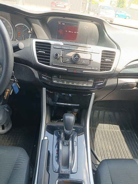 Продам Honda Akorq