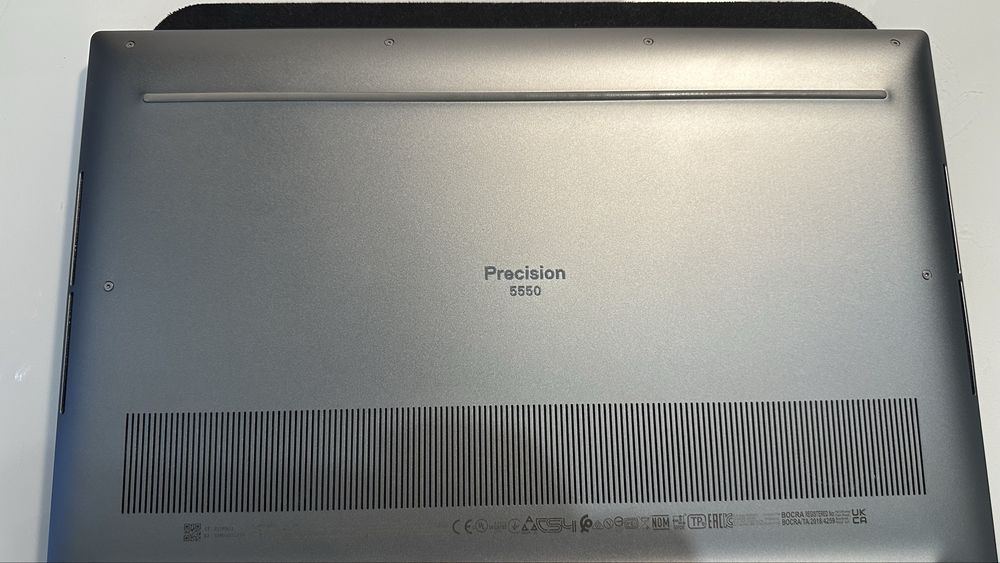 Dell Precision 5500 i9 32gb 500gb