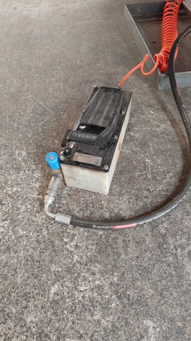 Máquina de esticar percintas (2024)