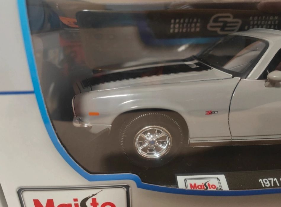 Die cast miniatura chevrolet camaro z28 1971 MAISTO
