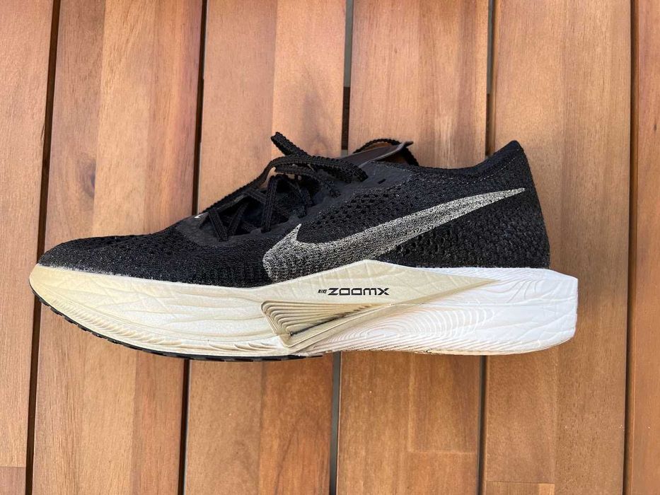 Tenis corrida NIKE ZoomX Vaporfly - como novos