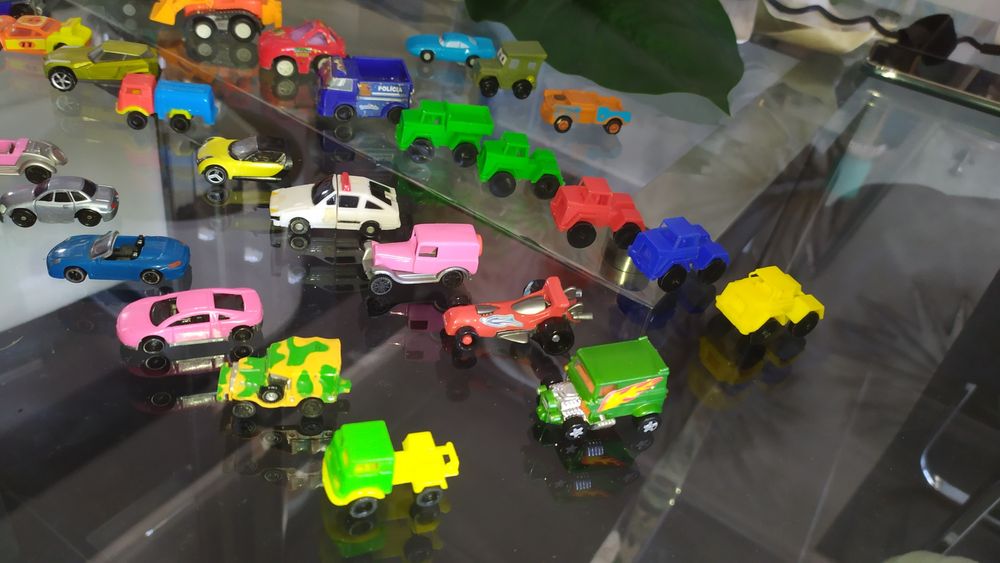 Carros miniatura variados
