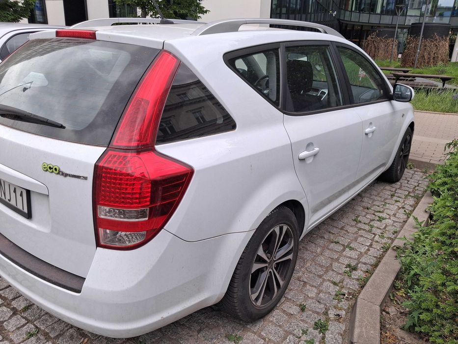 sprzedam samochód Kia Ceed