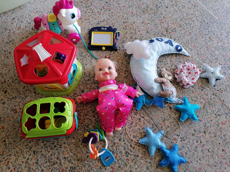 Brinquedos criança/bebe, CHICO e outros, o lote todo por 10€