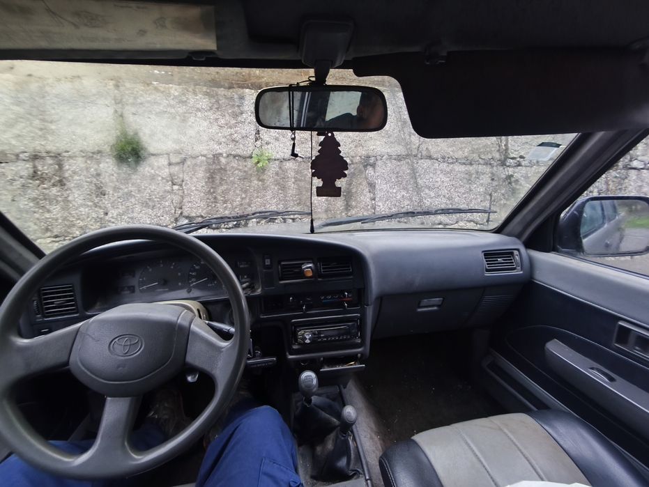 Toyota Hilux 2.4D 4x4