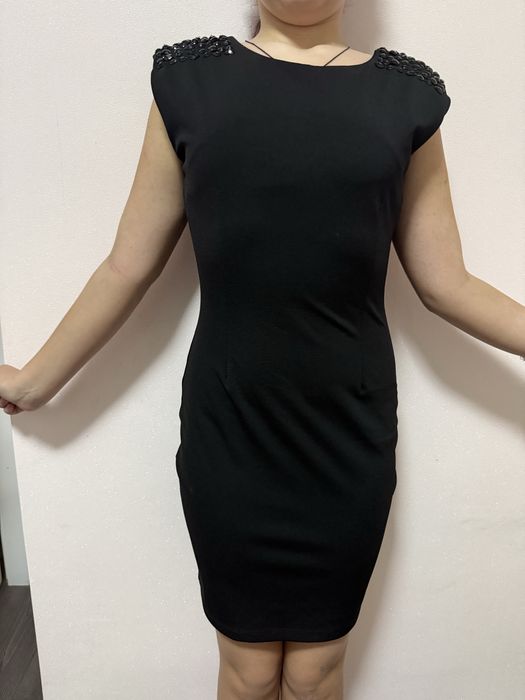 Сукня чорна 42-44