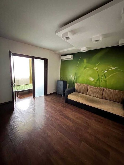 Двухкомнатная Таирова. Тополевая. ТЦ Вузовский. Кирпичный дом