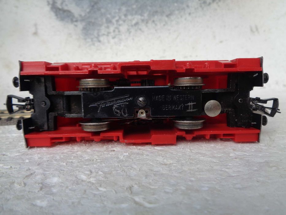 1:87 Fleischmann Locomotiva Diesel 1306 comboio