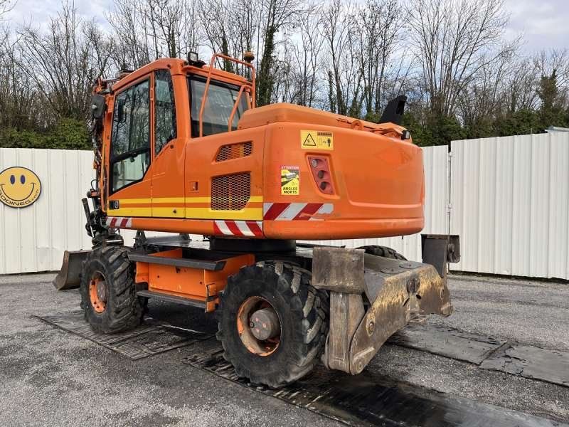 Escavadora Com Rodas VOLVO EW140D