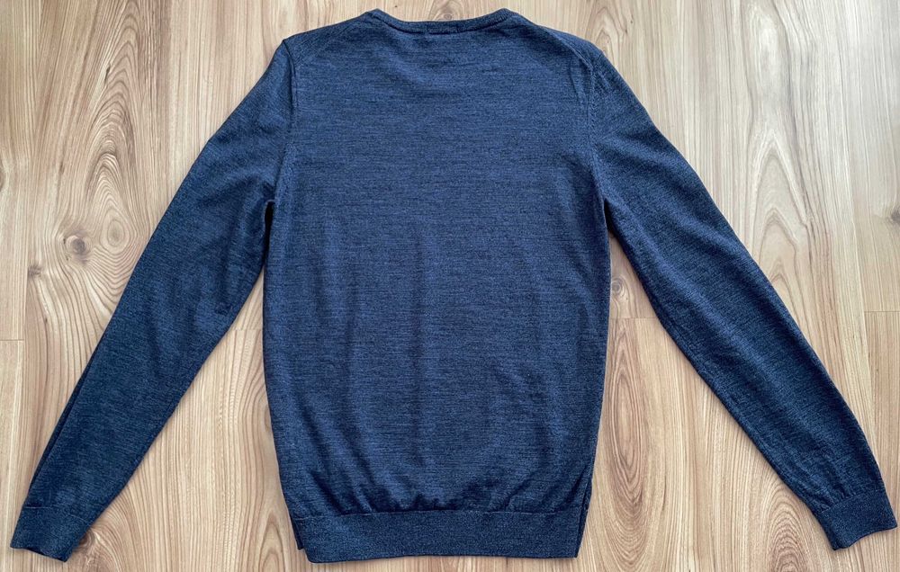 Sweter wełniany Hugo Boss - M