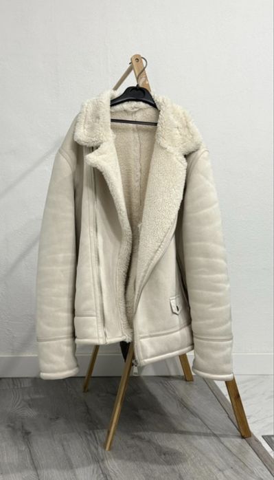 Casaco em Pele sintética