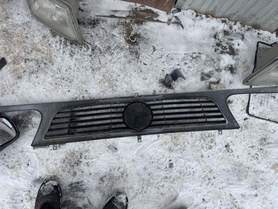 Фары решетка  вито 638 в-клас