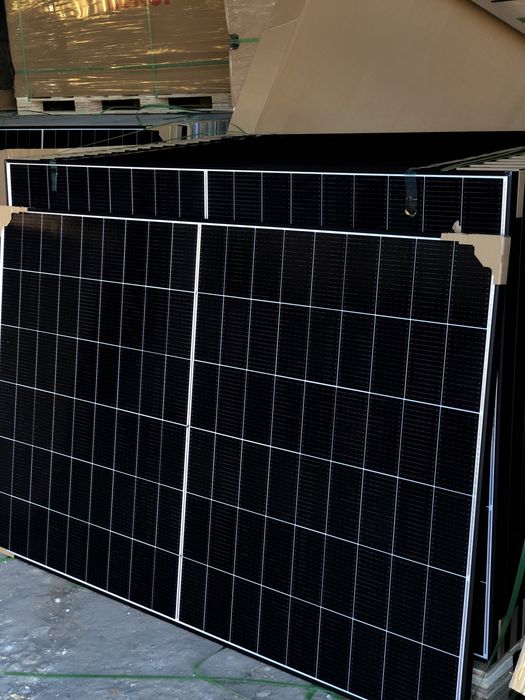 Сонячні панелі Risen 400 Вт та 590вт двосторонні n-type Житомир