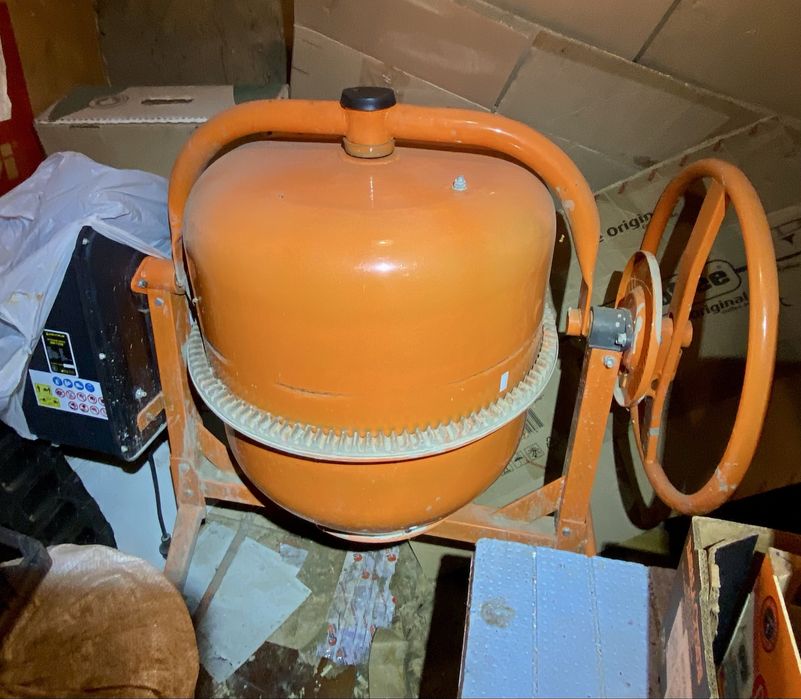 Бетономешалка "Кентавр БМ-125Е"