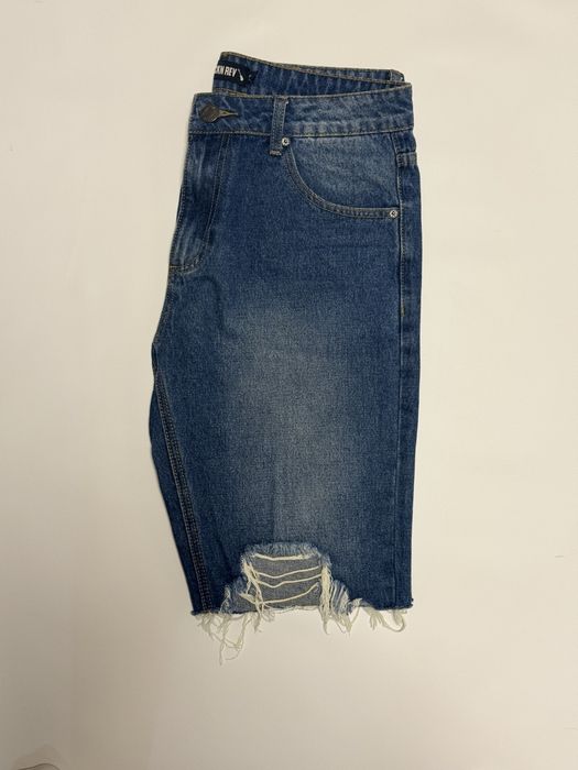 Шорти ,levi s S/M, zara ,bersh k,pull