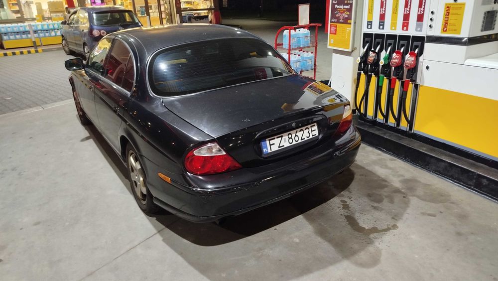 Jaguar S type 4.0 V8 - nie "obserwować "