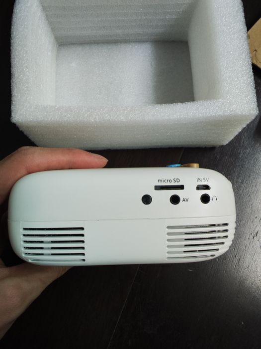 mini projetor portátil 1080p novo