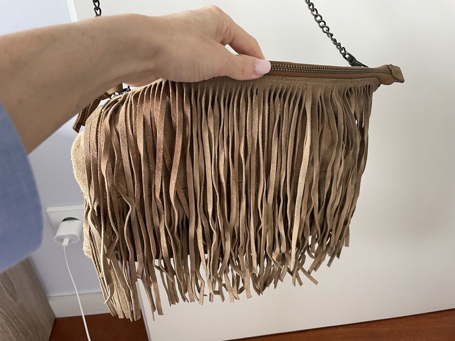 Carteira em camurça com franjas suiteblanco