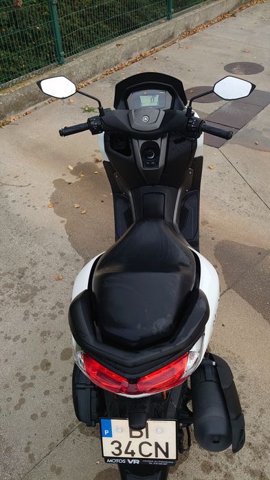 Yamaha Nmax 2023