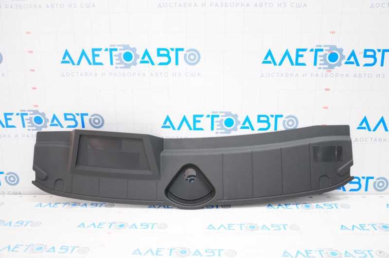 Планка дефлектор накладка радіатора АУДИ Q3 11-18 audi ку кю кью авди