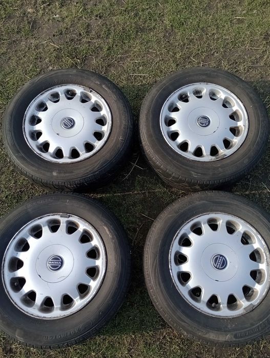 Volvo felgi aluminiowe 15"