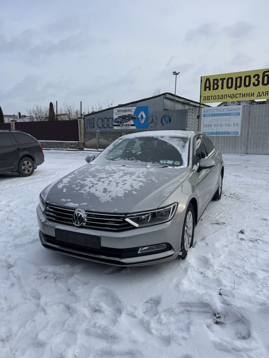 Комплектний перед Passat В8 пасат В8 бампер крила капот LB7W