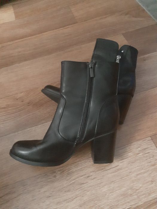 Ботинки р.37(полномер)