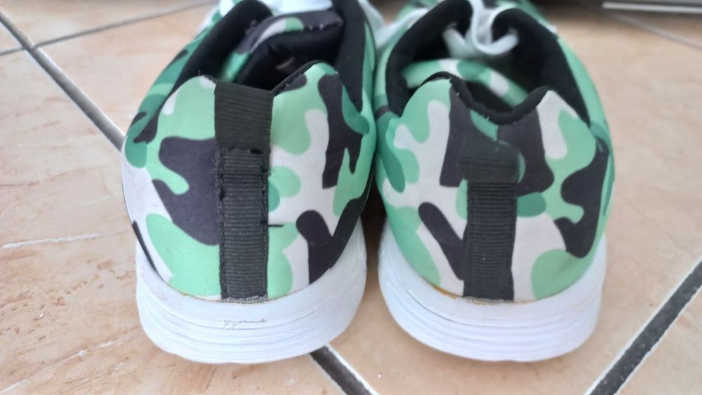 r. 35 lekkie buty, moro