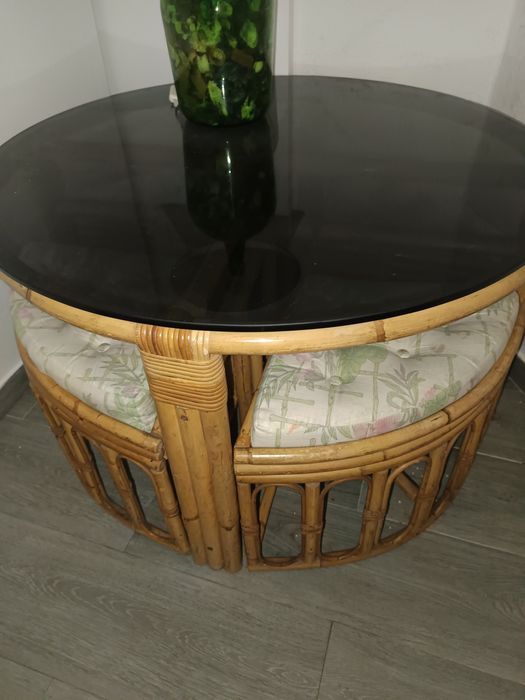 Mesa de centro em bambu