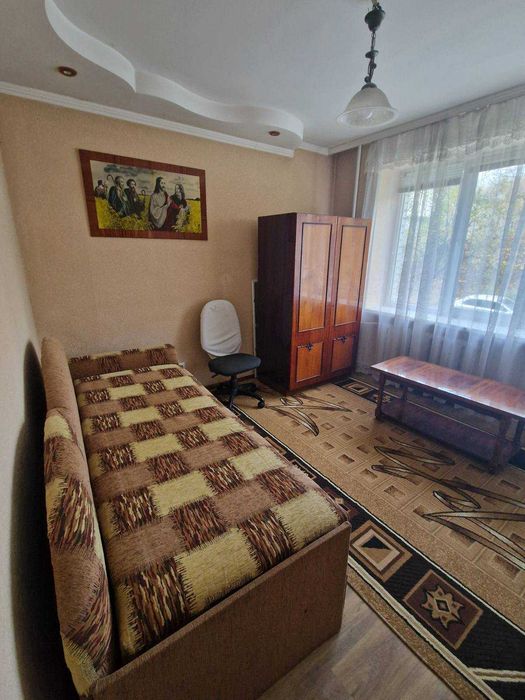Оренда кімнати ДЛЯ ДІВЧИНИ( Шевченківський р-н)